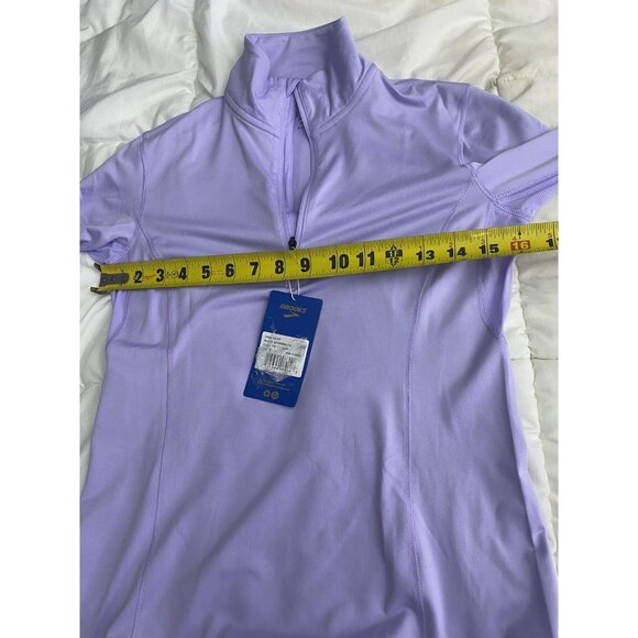 Brooks Womans Size Small Violet Dash 1/2 Zip Mock Neck Top Pocket Thumbholes - Picture 2 of 10